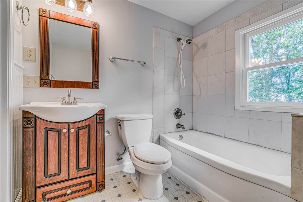 2492 Arthur Road Germantown, TN 38138 - Photo 17 of 23 Gallery Image 17