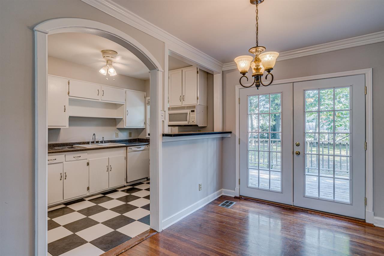 2492 Arthur Road Germantown, TN 38138 - Photo 9 of 23 Gallery Image 9