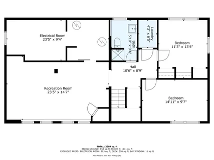 a black and white photo of a floor plan