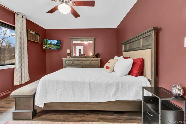 $345,000 | 3408 Chelsea Cove South, Hopewell Junction, NY 12533