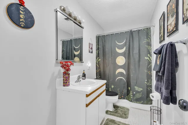 $345,000 | 3408 Chelsea Cove South, Hopewell Junction, NY 12533