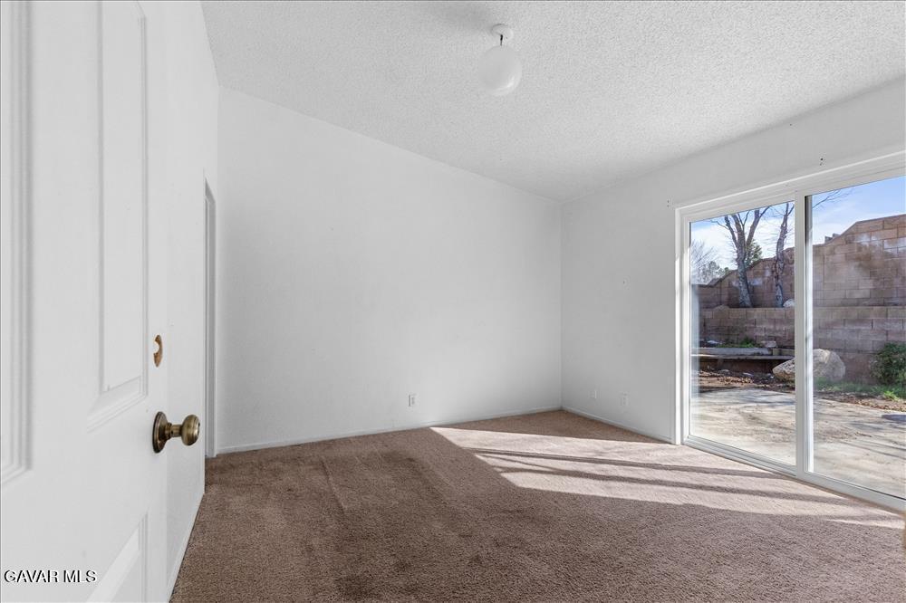 114 Chaparrel Street Tehachapi, CA 93561 - Photo 20 of 31 a view of an empty room