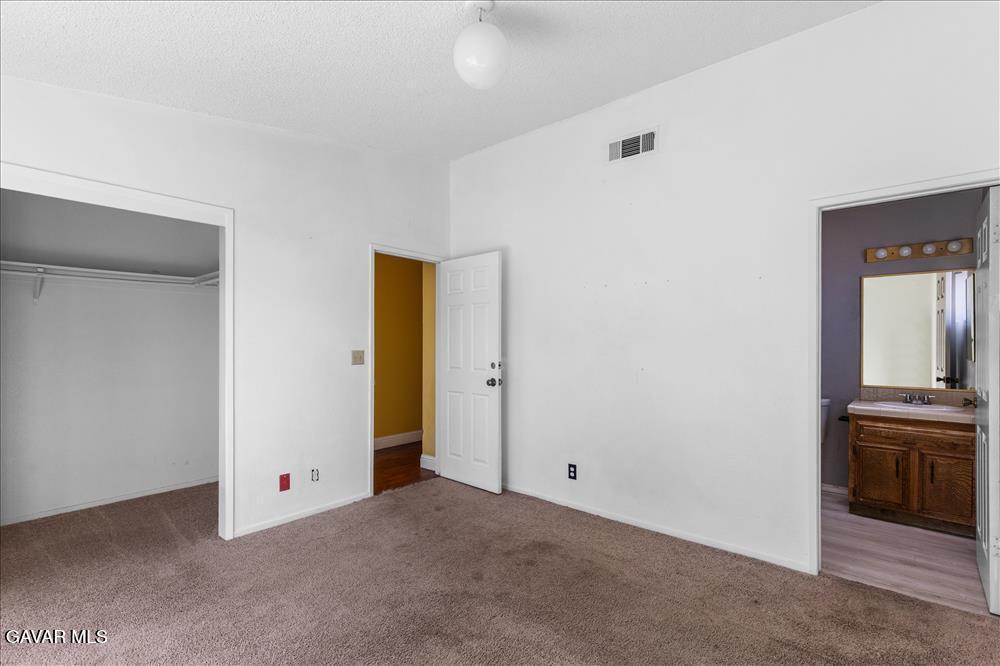 114 Chaparrel Street Tehachapi, CA 93561 - Photo 21 of 31 a view of an empty room