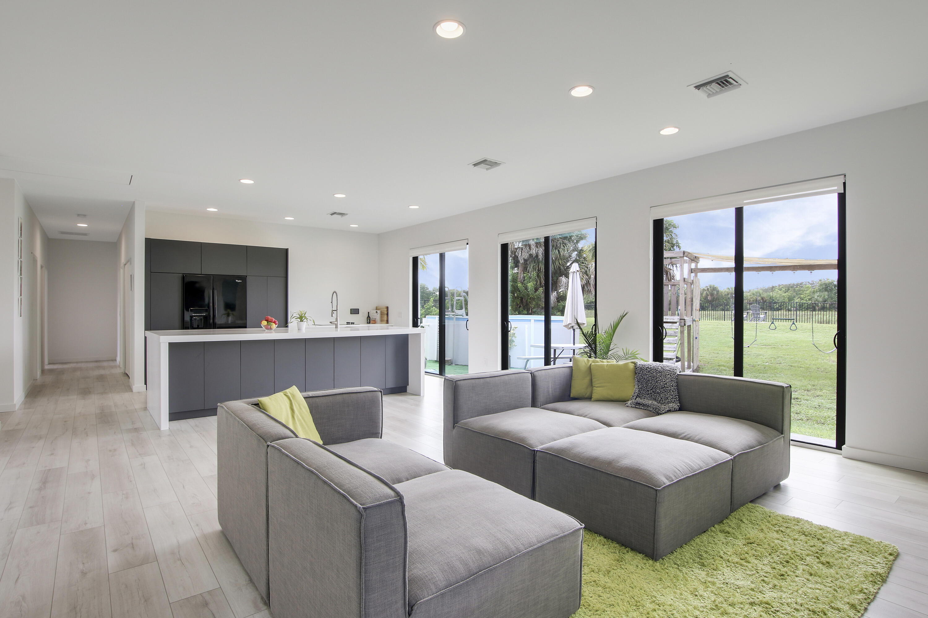 518 Southwest Aster Road Port St. Lucie, FL 34953 - Photo 23 of 54 LR-Kit