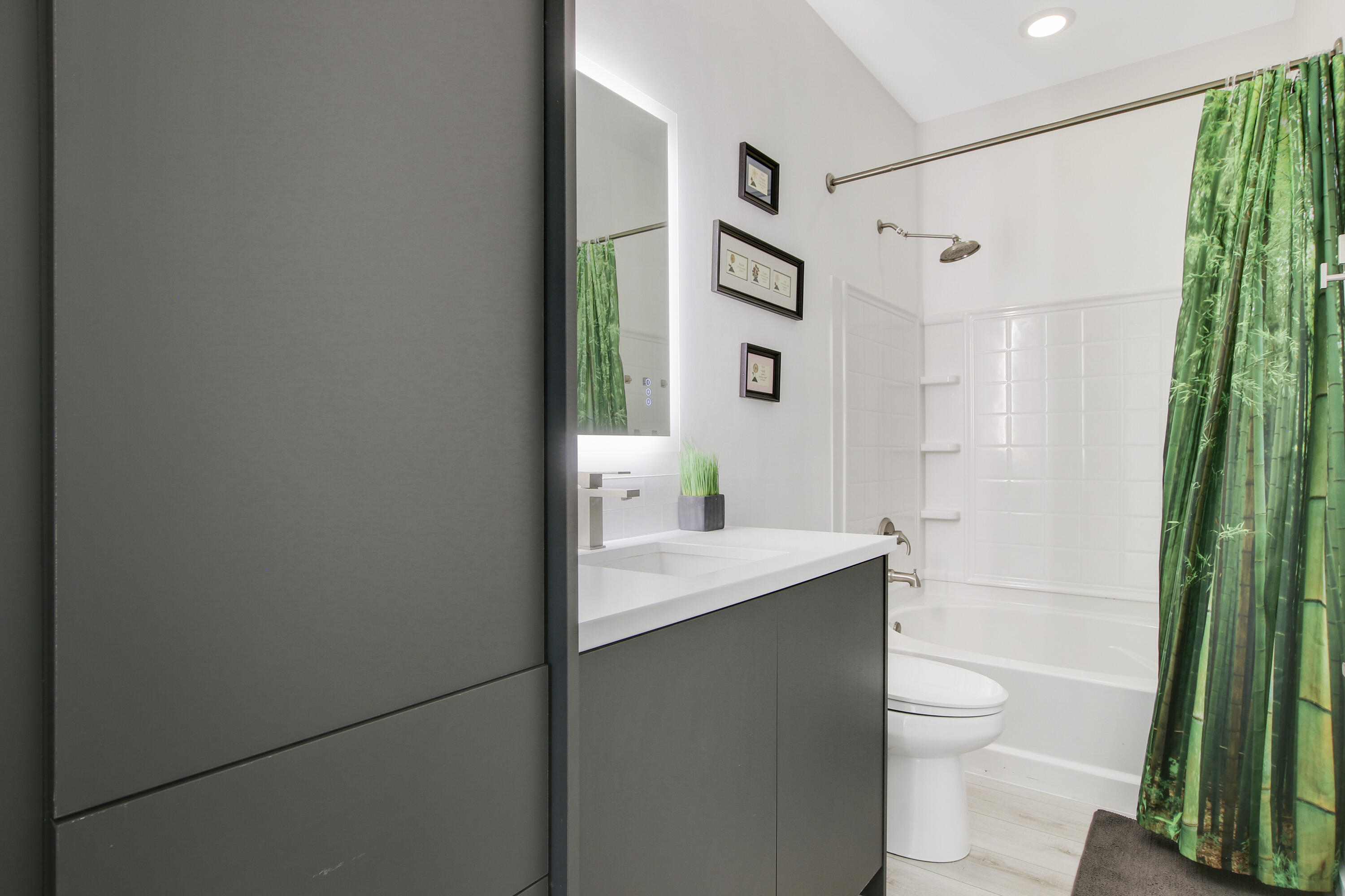 518 Southwest Aster Road Port St. Lucie, FL 34953 - Photo 36 of 54 Master Bath
