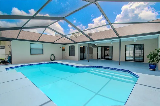 $600,000 | 1838 Eagle Ridge Boulevard, Palm Harbor, FL 34685