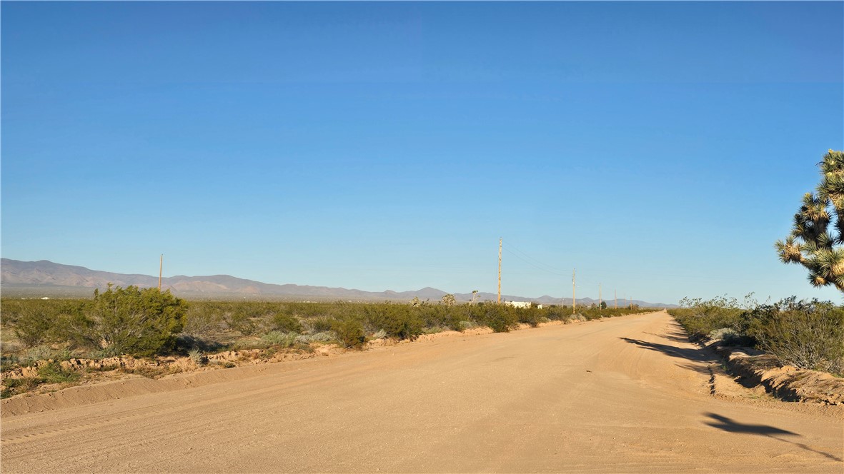 21688 South Roy Rogers Road Yucca, AZ 86438 - Photo 12 of 36 a view of an ocean and beach