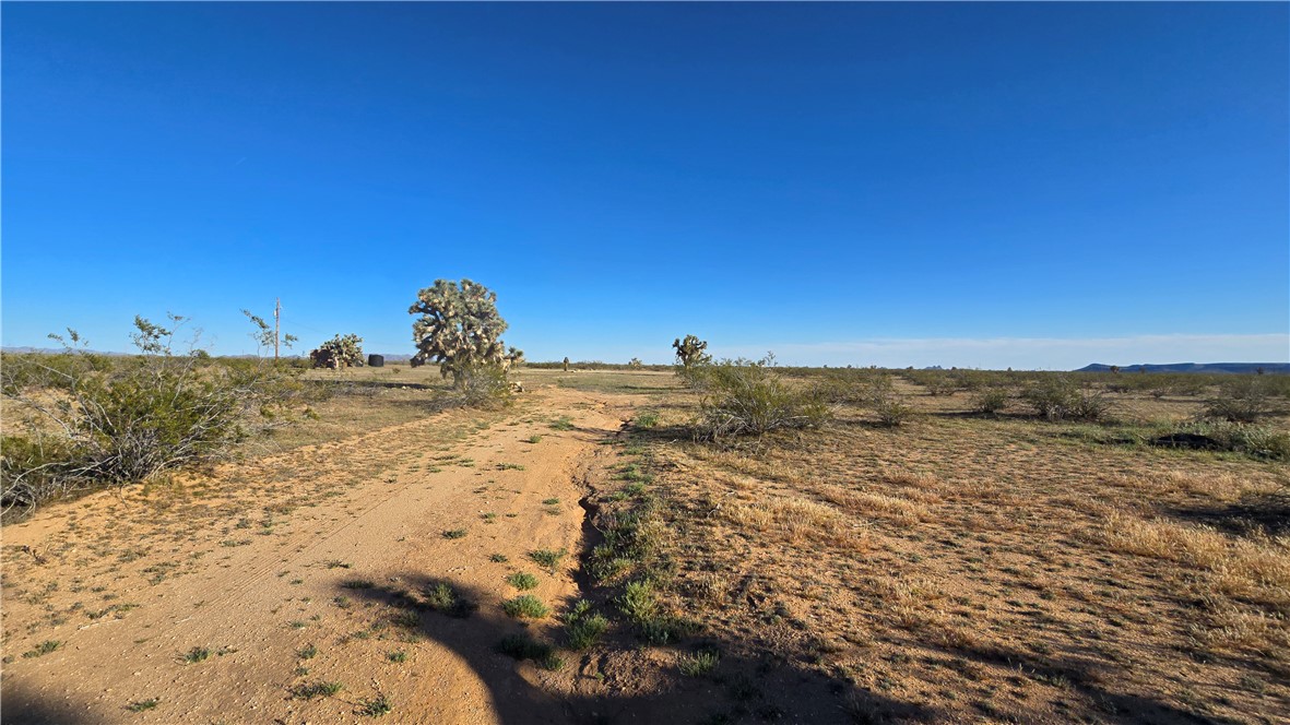 21688 South Roy Rogers Road Yucca, AZ 86438 - Photo 19 of 36 a view of ocean view with beach