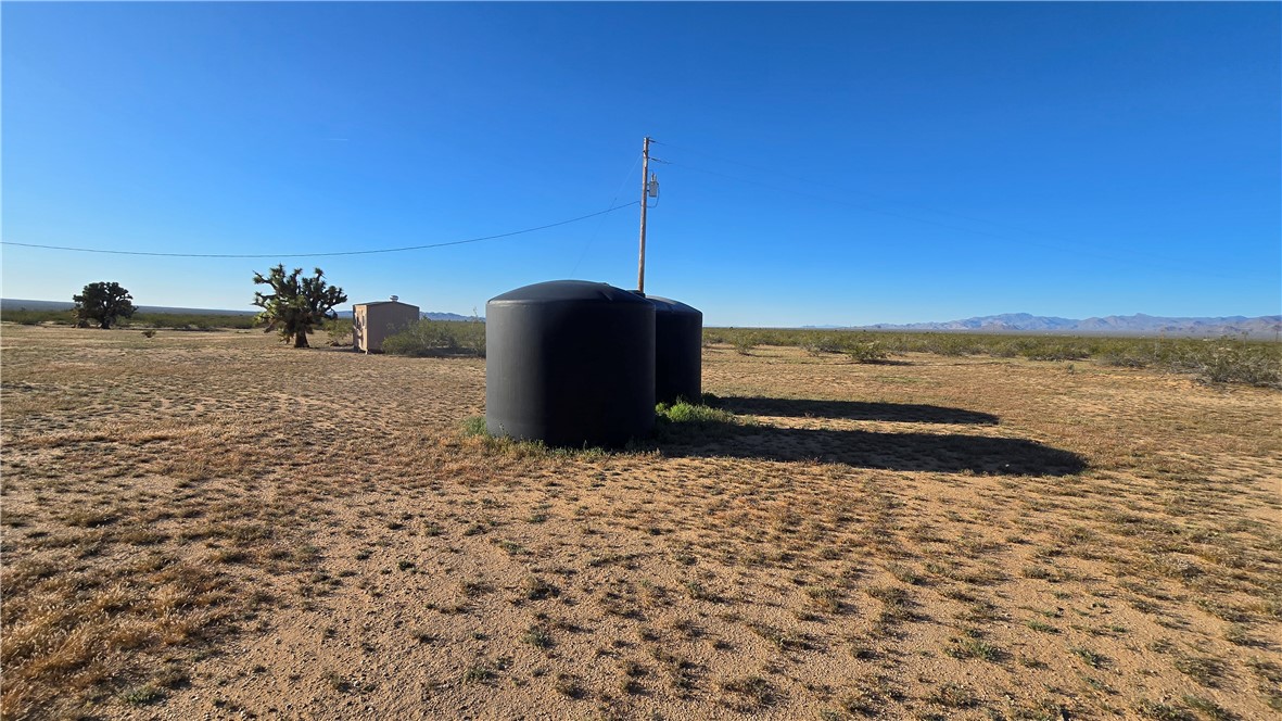 21688 South Roy Rogers Road Yucca, AZ 86438 - Photo 24 of 36 a picture of a ocean view
