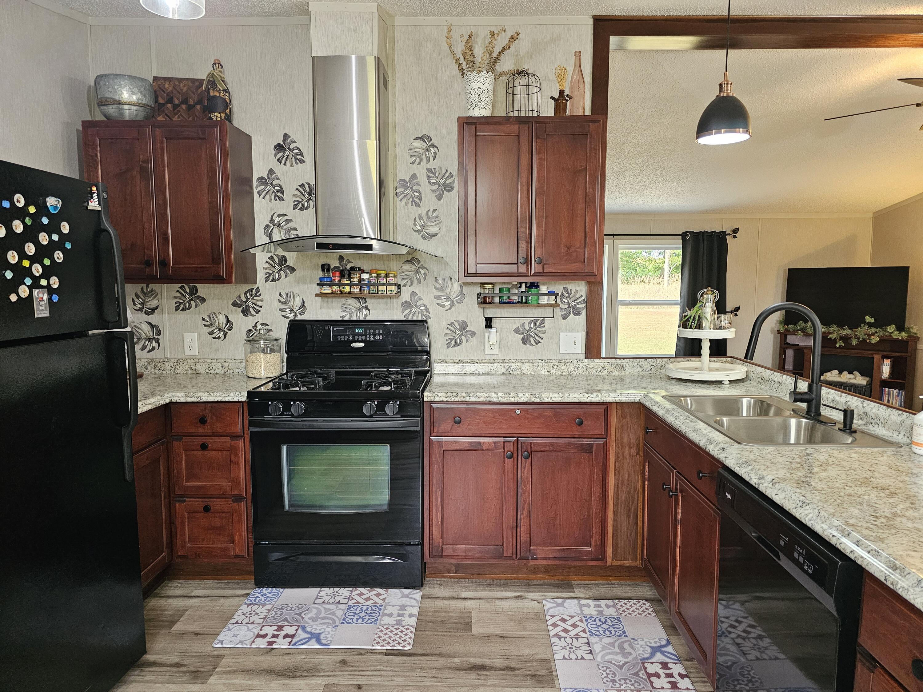 10143 West Jordan Road Remus, MI 49340 - Photo 14 of 45 20240911_182736