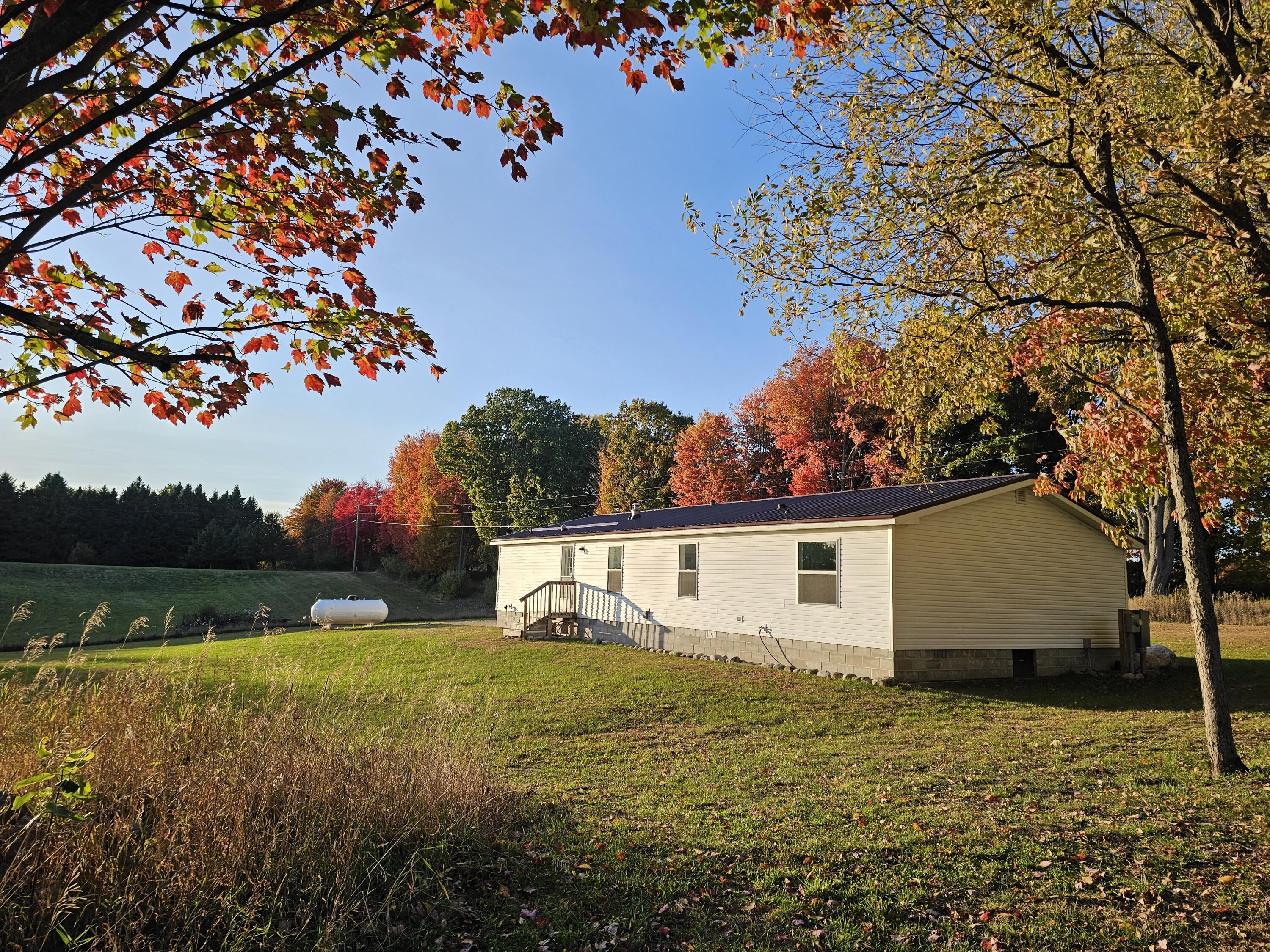 10143 West Jordan Road Remus, MI 49340 - Photo 42 of 45 20241017_180948