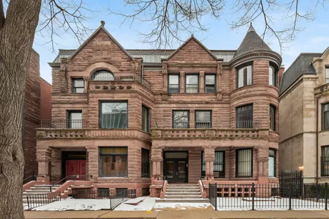$3,200,000 | 1511-1515 North Dearborn Parkway, Chicago, IL 60610