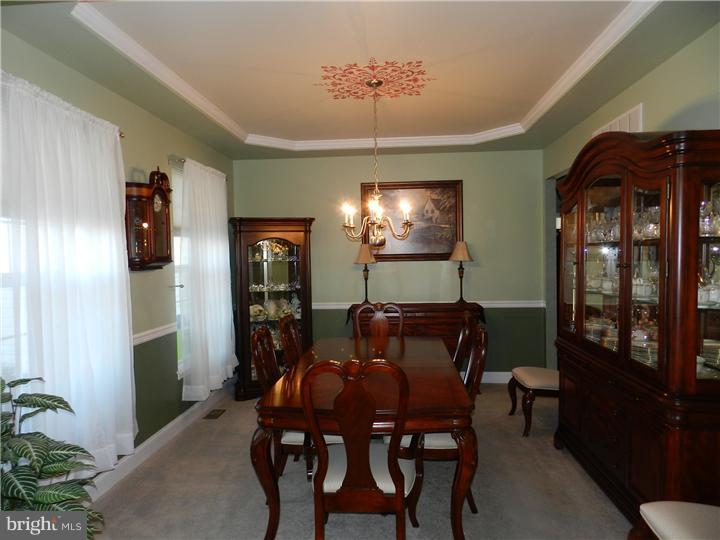 121 Herington Drive Sinking Spring, PA 19608 - Photo 4 of 25