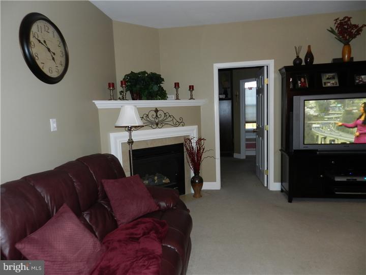 121 Herington Drive Sinking Spring, PA 19608 - Photo 6 of 25
