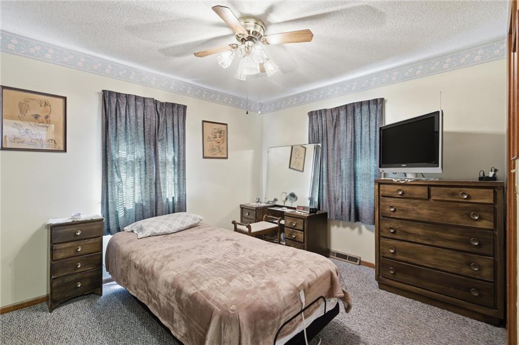 4821 Bond Street Shawnee, KS 66203 - Photo 19 of 30