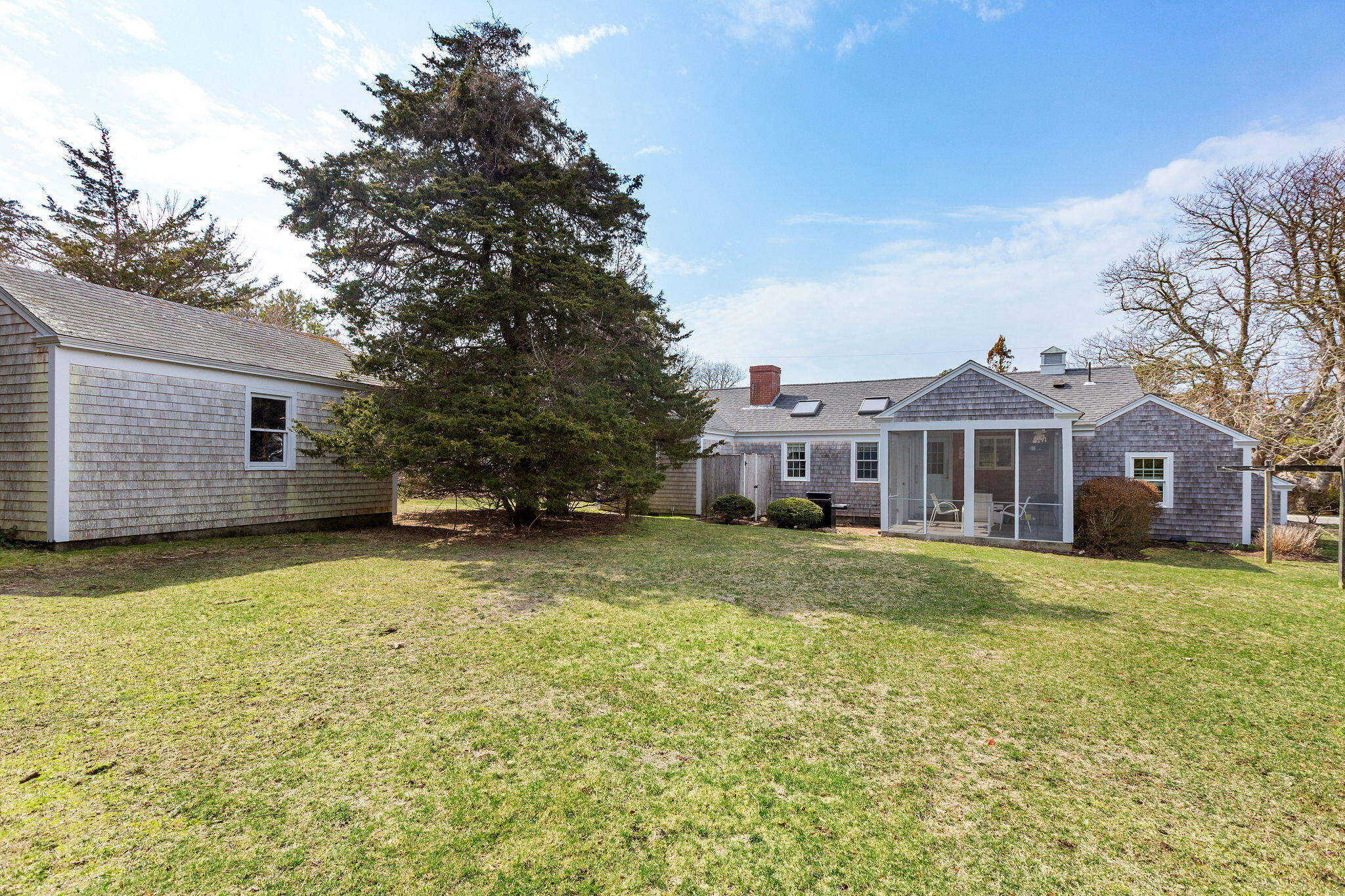 49 Doane Road Harwich Port, MA 02646 - Photo 6 of 50 49 Doane