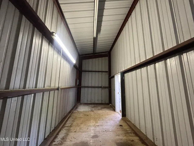 $260,000 | 1 Green Acres Drive, Canton, MS 39046