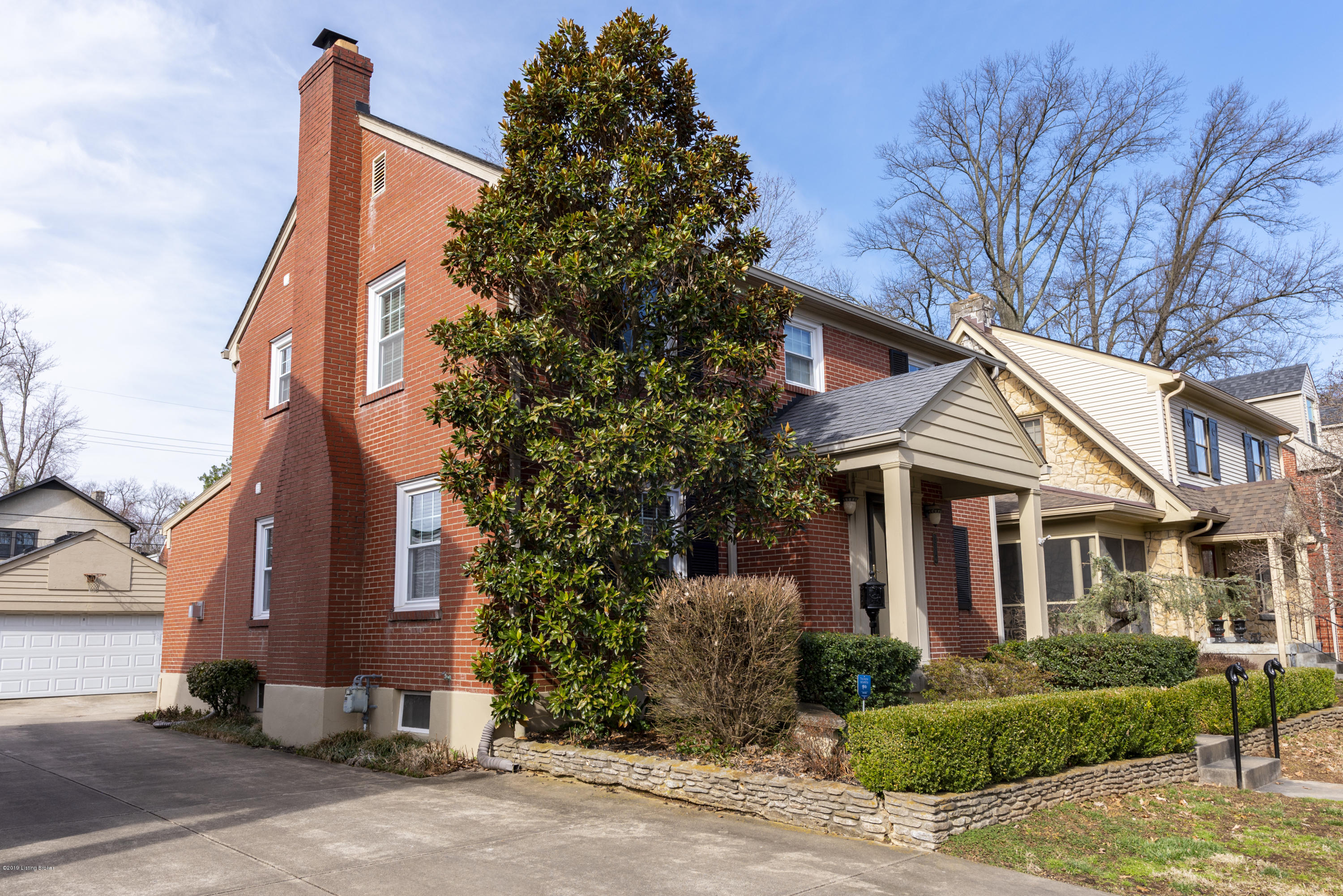 2316 Meadow Road Louisville, KY 40205 - Photo 3 of 34 DSC_7872