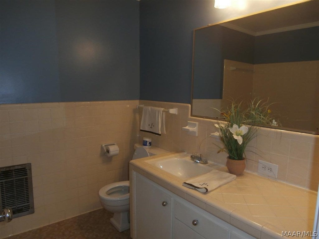 310 Holly Hill Road Enterprise, AL 36330 - Photo 16 of 36 Gallery Image 16