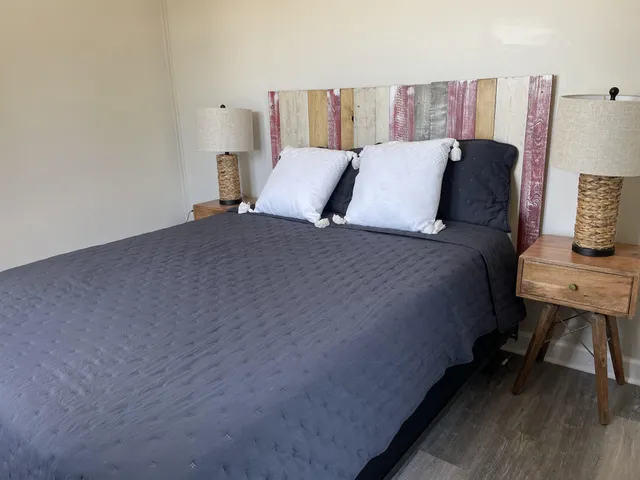 $595,000 | 117 Nippersink Boulevard, Fox Lake, IL 60020