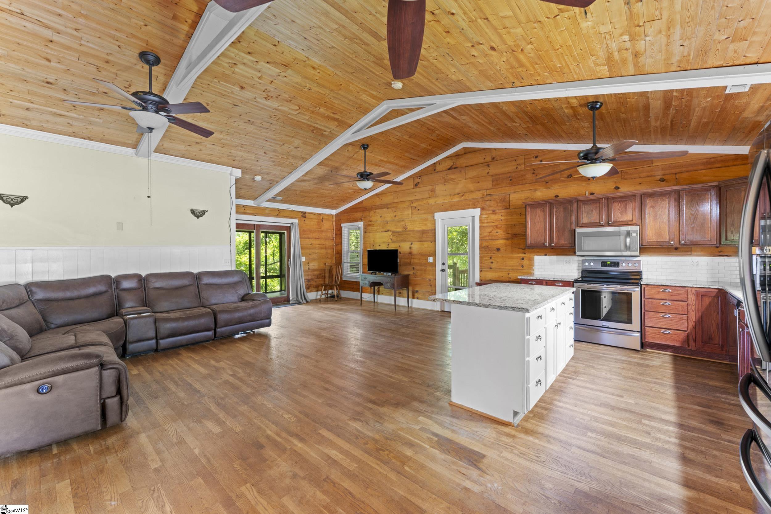 221 Rowland Road Anderson, SC 29625 - Photo 4 of 41 Gallery Image 4