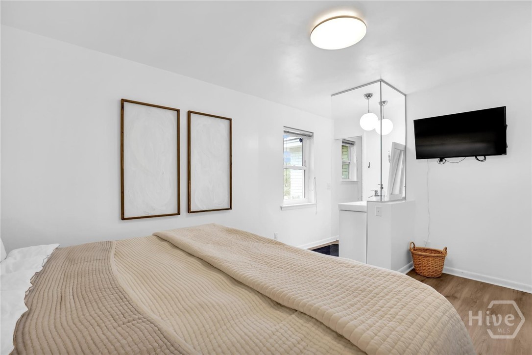 1520 East 49th Street Savannah, GA 31404 - Photo 29 of 40 Primary Bedroom & Bath