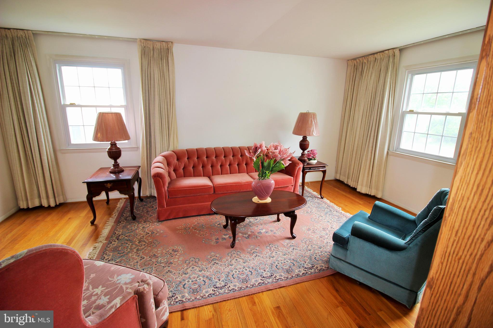 6743 Fordcrest Road Rosedale, MD 21237 - Photo 5 of 31 Formal living rm