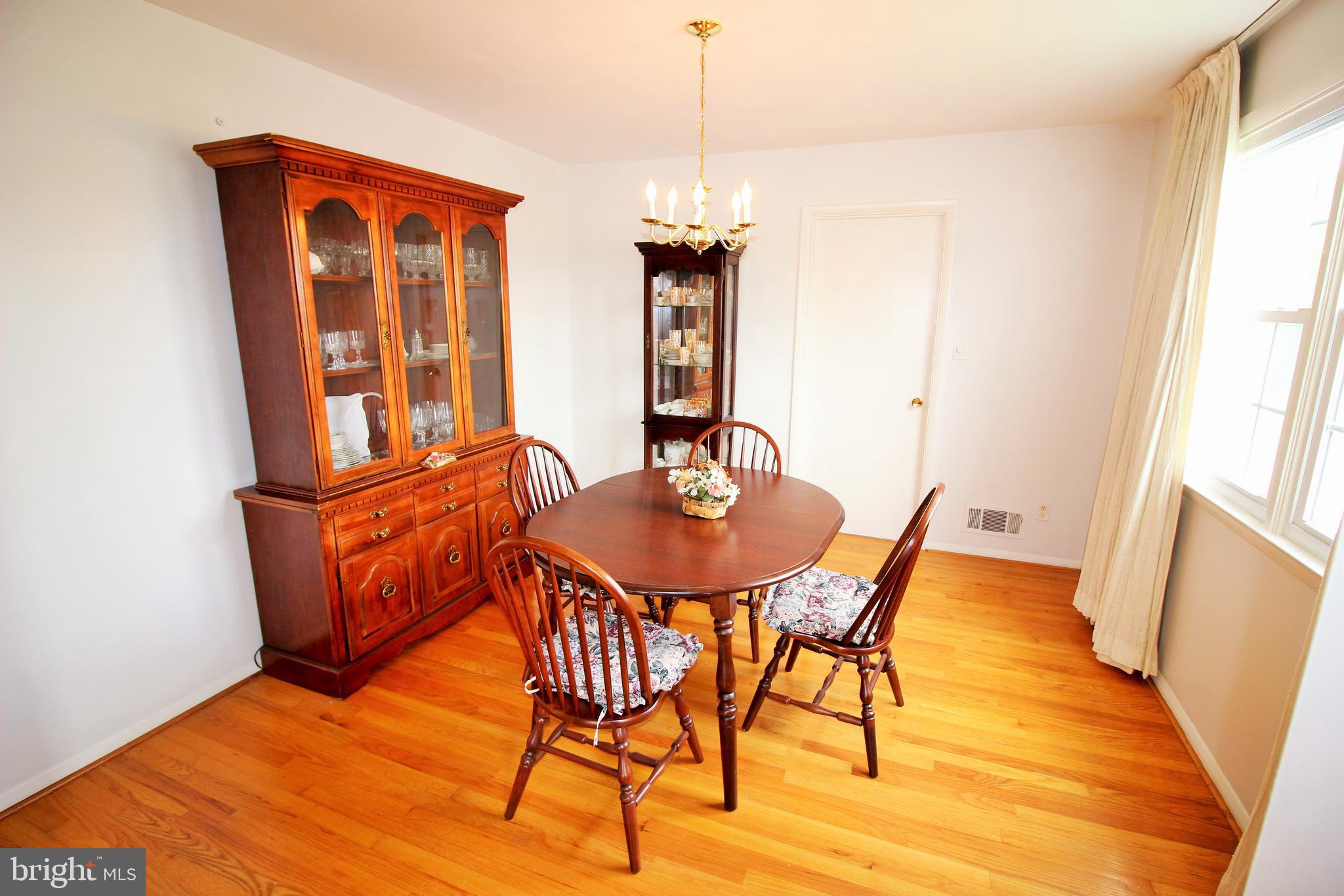 6743 Fordcrest Road Rosedale, MD 21237 - Photo 9 of 31 Hardwood floors