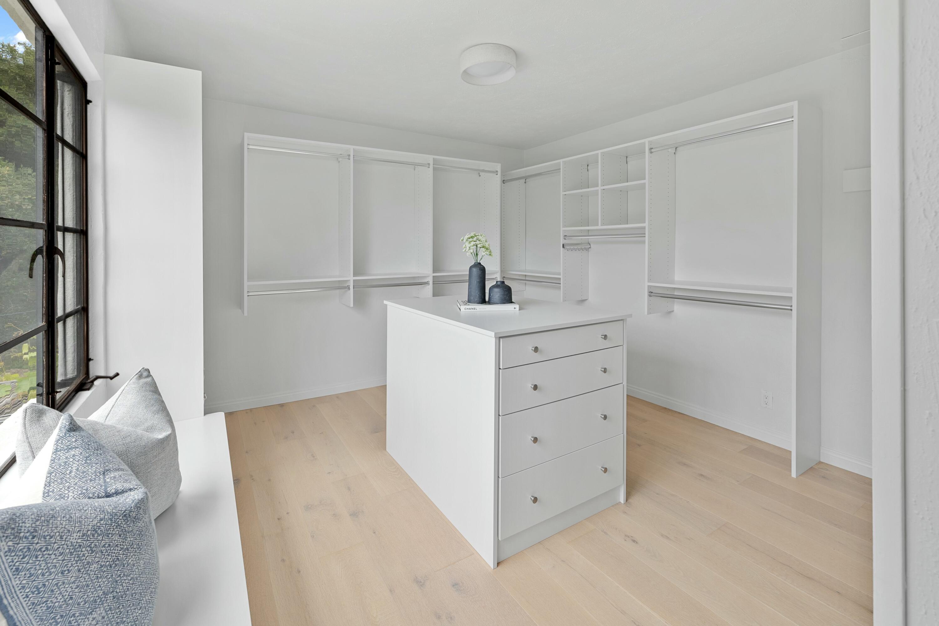 792 Chelham Way Santa Barbara, CA 93108 - Photo 16 of 47 Primary Dressing Room