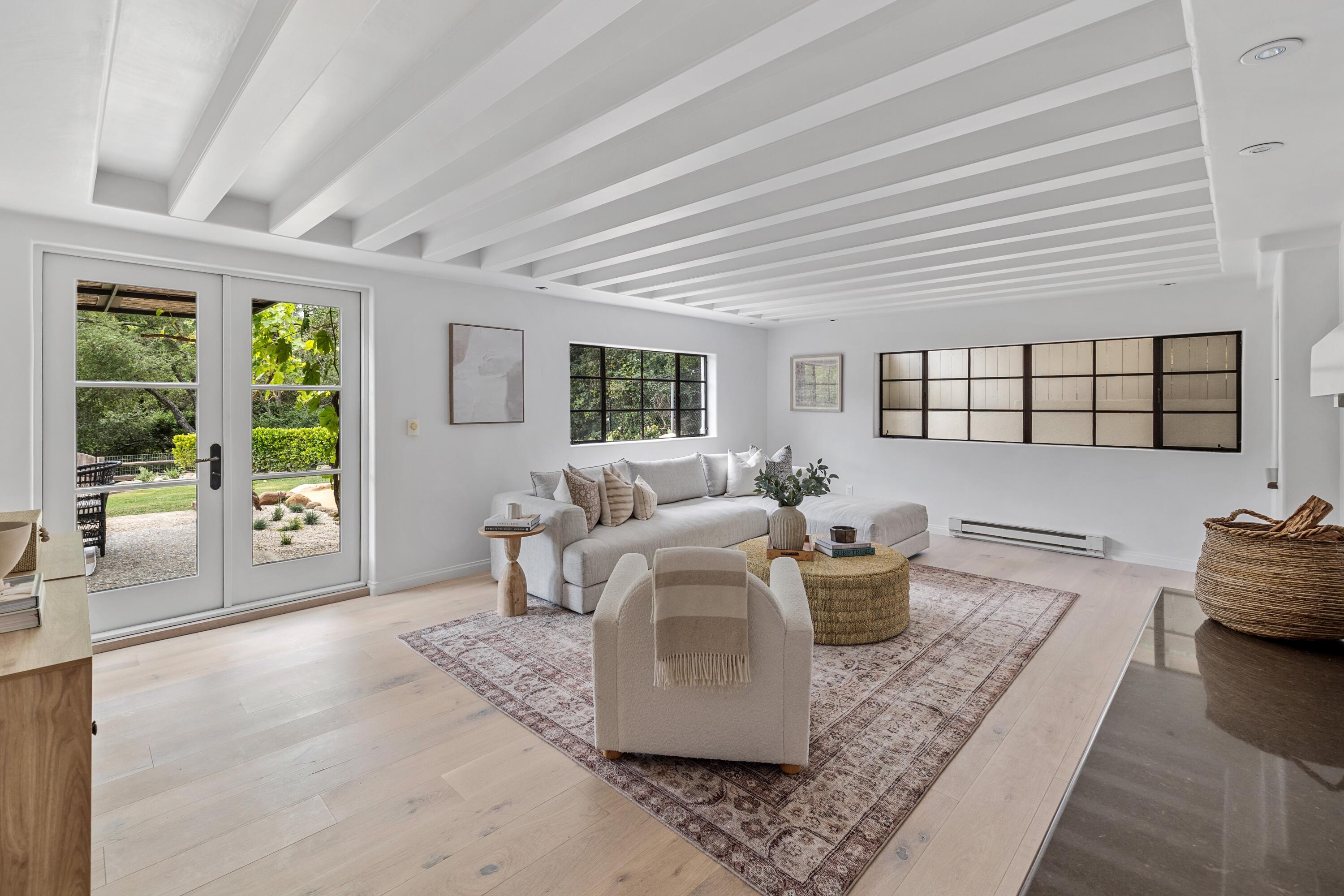 792 Chelham Way Santa Barbara, CA 93108 - Photo 18 of 47 Family Room