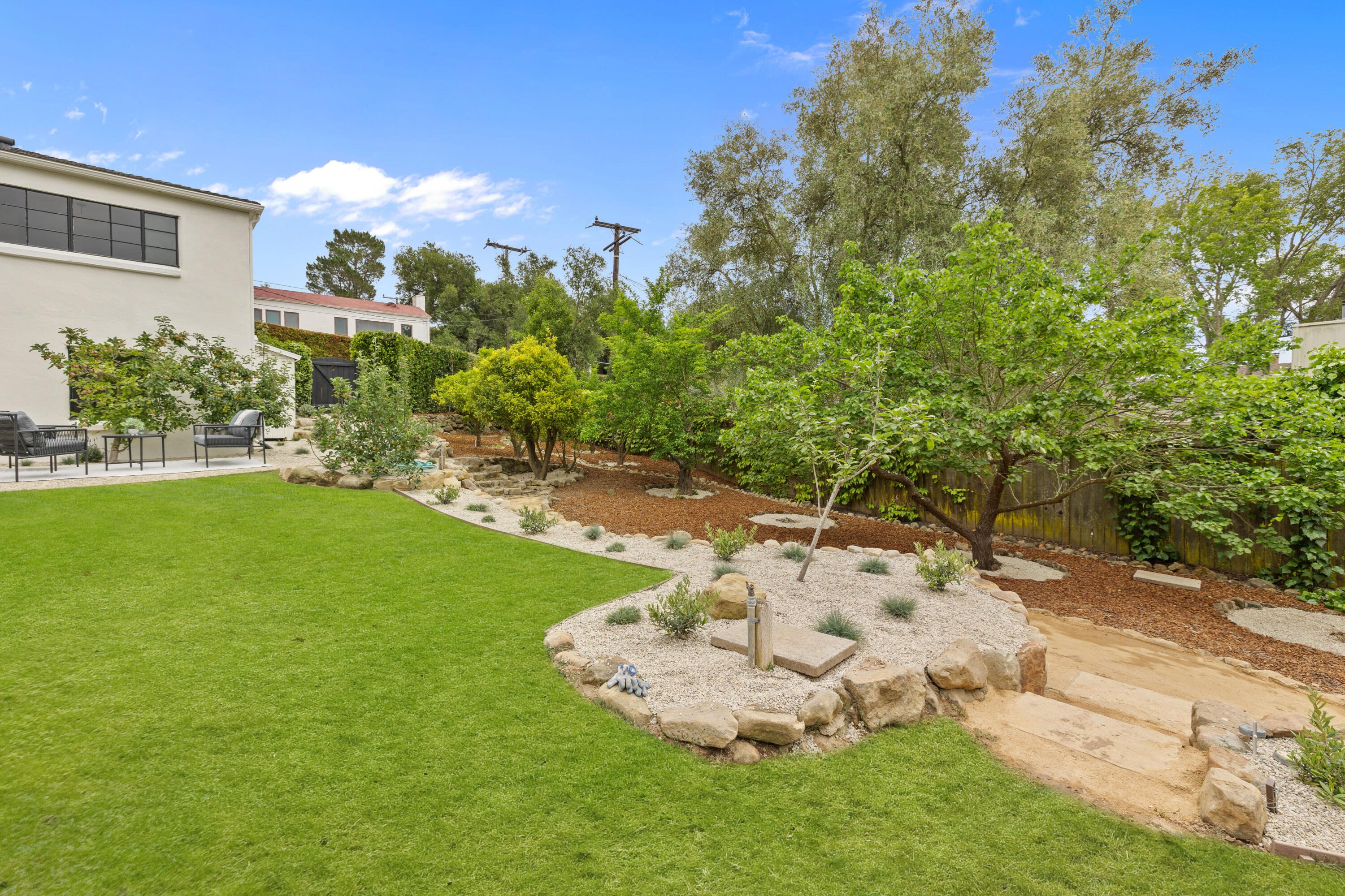 792 Chelham Way Santa Barbara, CA 93108 - Photo 28 of 47 Yard and Orchard