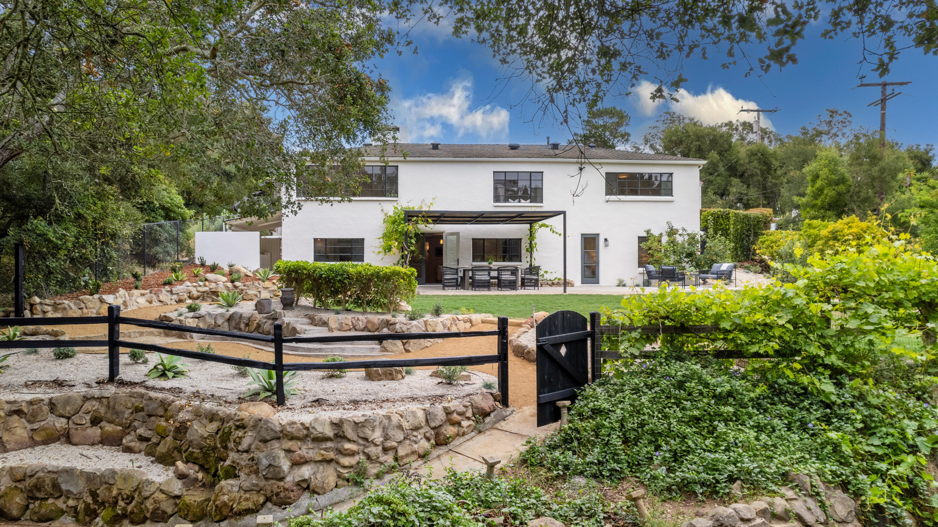 792 Chelham Way Santa Barbara, CA 93108 - Photo 41 of 47 Yard and Back of House