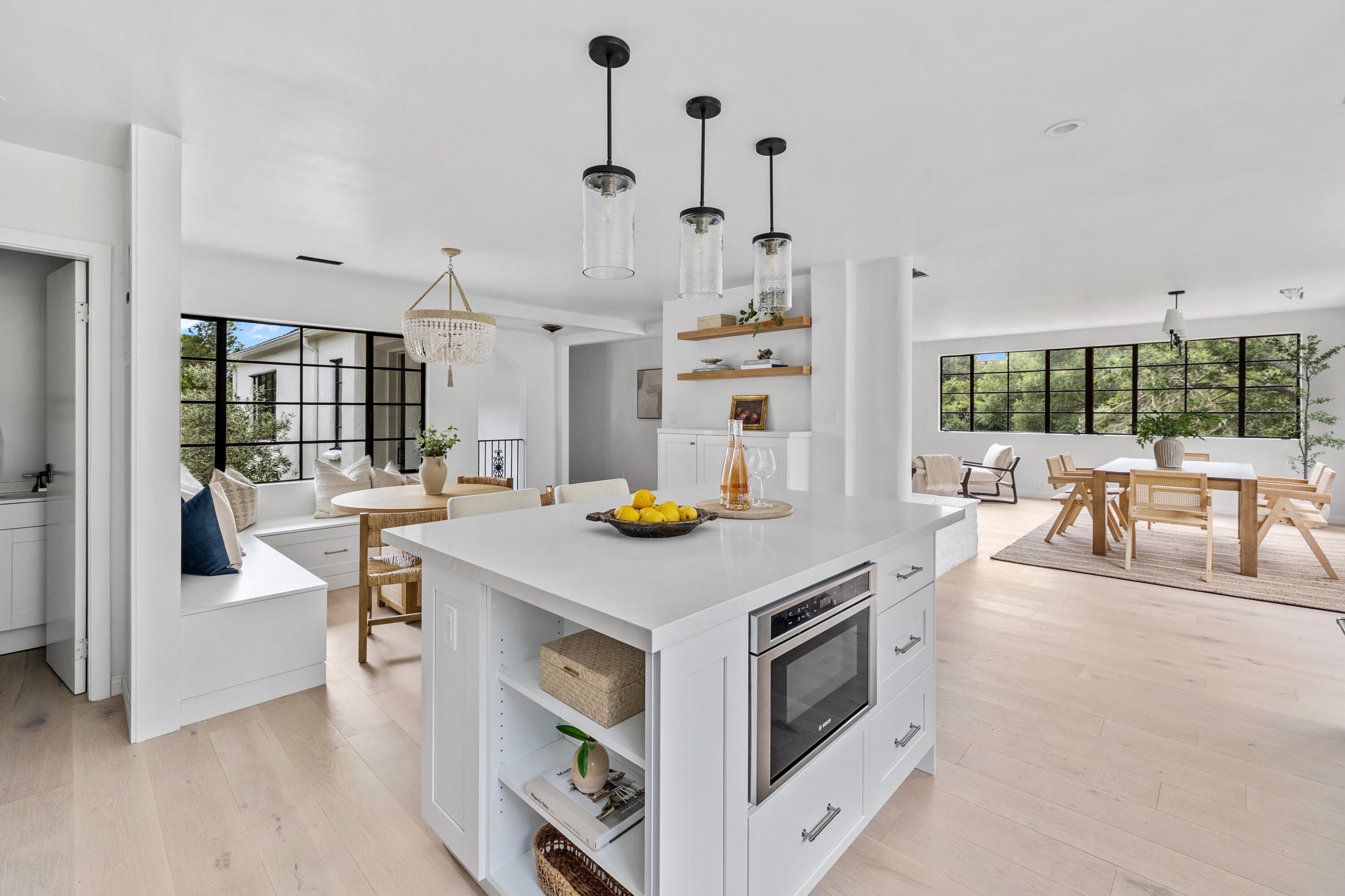 792 Chelham Way Santa Barbara, CA 93108 - Photo 5 of 47 Kitchen and Breakfast Area