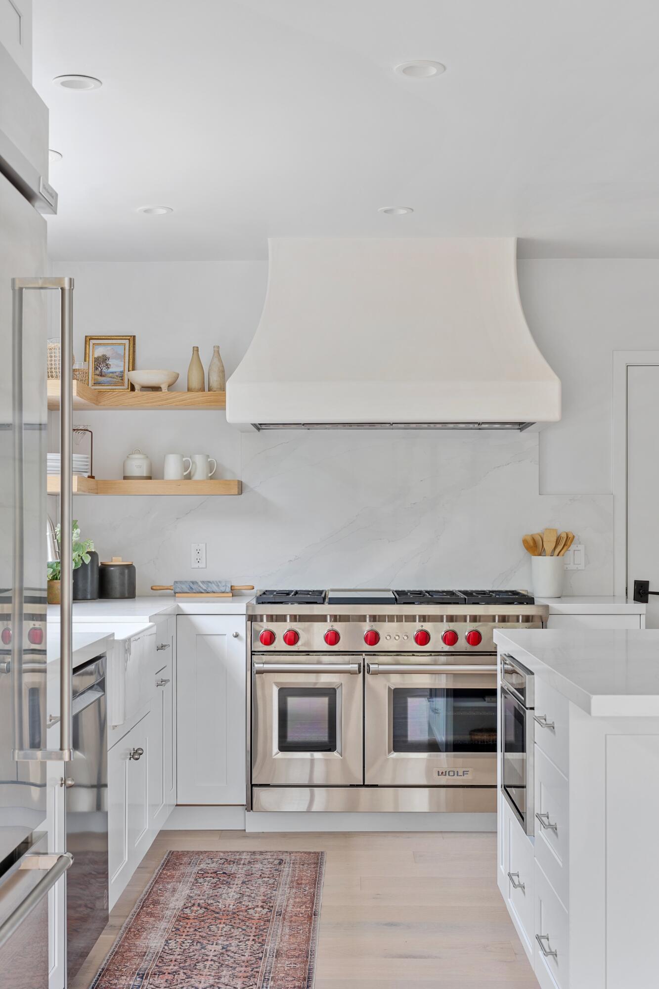 792 Chelham Way Santa Barbara, CA 93108 - Photo 10 of 47 Kitchen