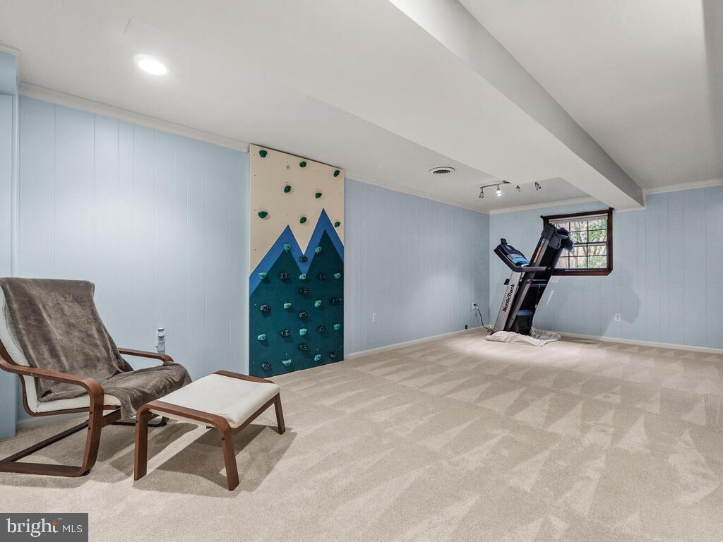 8013 Clearfield Road Frederick, MD 21702 - Photo 23 of 41 Gallery Image 23