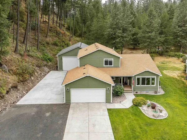 $649,900 | 5981 Blackstone Way, Nine Mile Falls, WA 99026