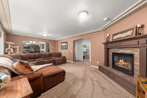 $649,900 | 5981 Blackstone Way, Nine Mile Falls, WA 99026