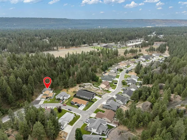 $649,900 | 5981 Blackstone Way, Nine Mile Falls, WA 99026