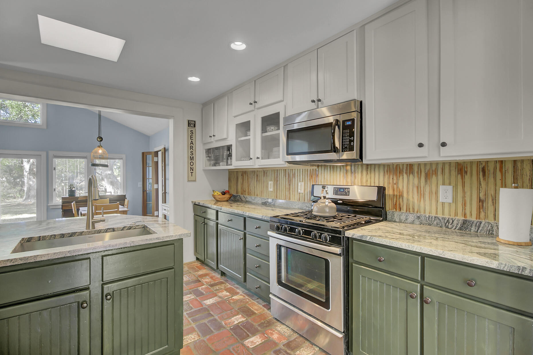 303 Canterbury Road Charleston, SC 29407 - Photo 7 of 28 Gas Range
