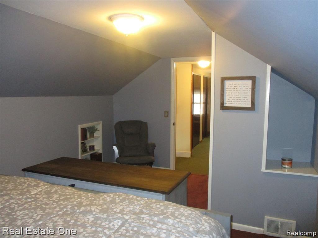 367 North Green Street Perry, MI 48872 - Photo 15 of 43 IMG_5137.JPG