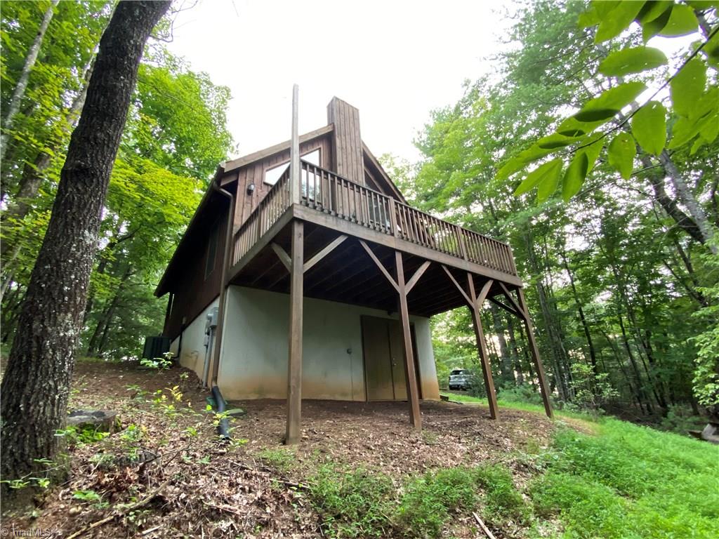 323 Doe Run Purlear, NC 28665 - Photo 10 of 10 Gallery Image 10