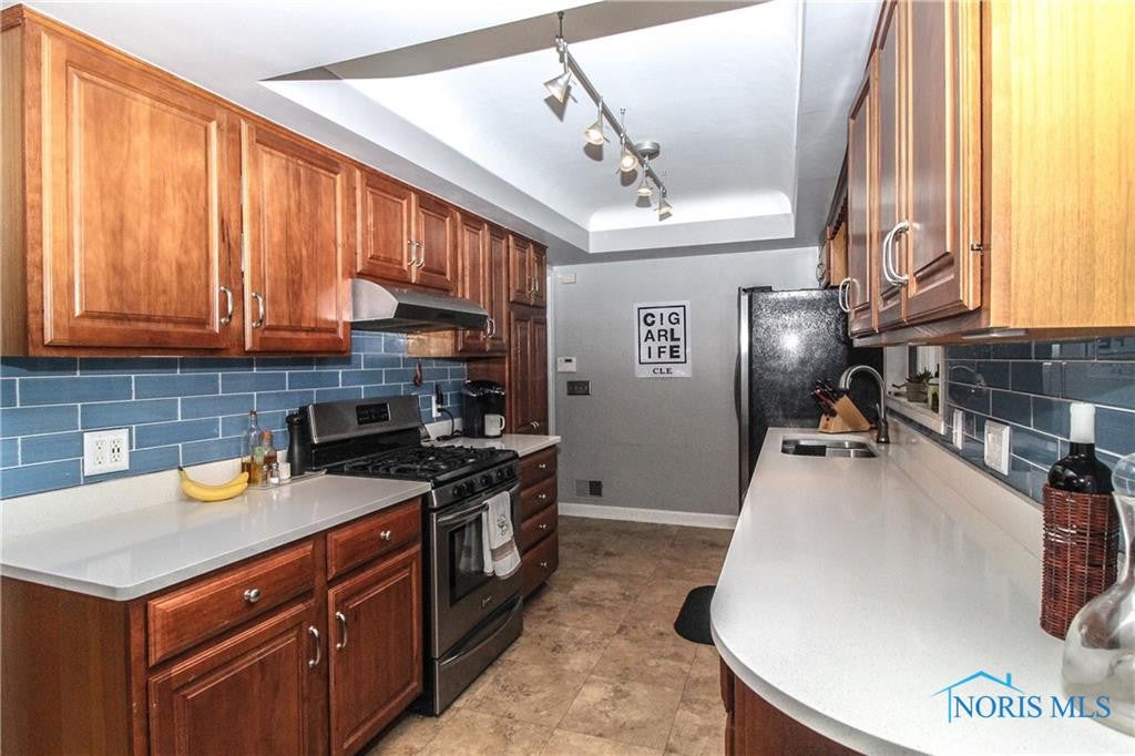 3434 Pickle Road Oregon, OH 43616 - Photo 13 of 35 Gallery Image 13