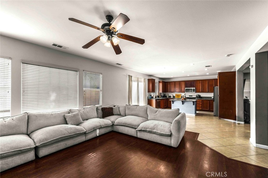 1109 North Yucca Avenue Rialto, CA 92376 - Photo 15 of 39