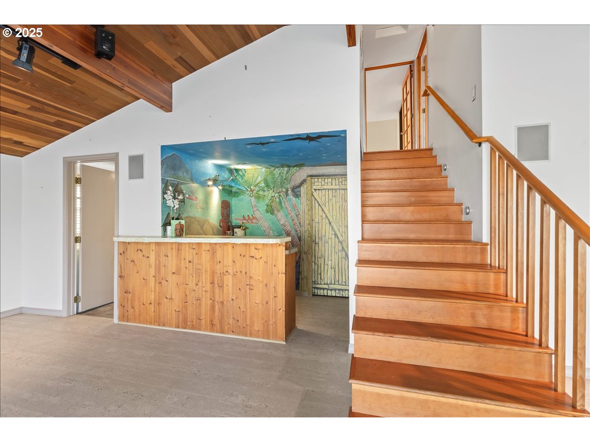 205 North Bridgeton Road, Unit 9W Portland, OR 97217 - Photo 21 of 43 Gallery Image 21