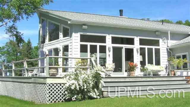 15290 Pequaming Road Lanse, MI 49946 - Photo 4 of 36 Gallery Image 4