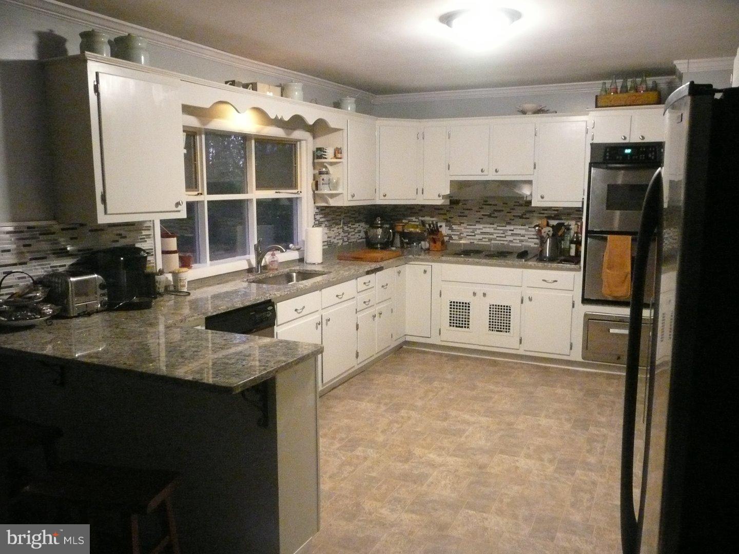 2901 Coventryville Road Pottstown, PA 19465 - Photo 2 of 23 Kitchen