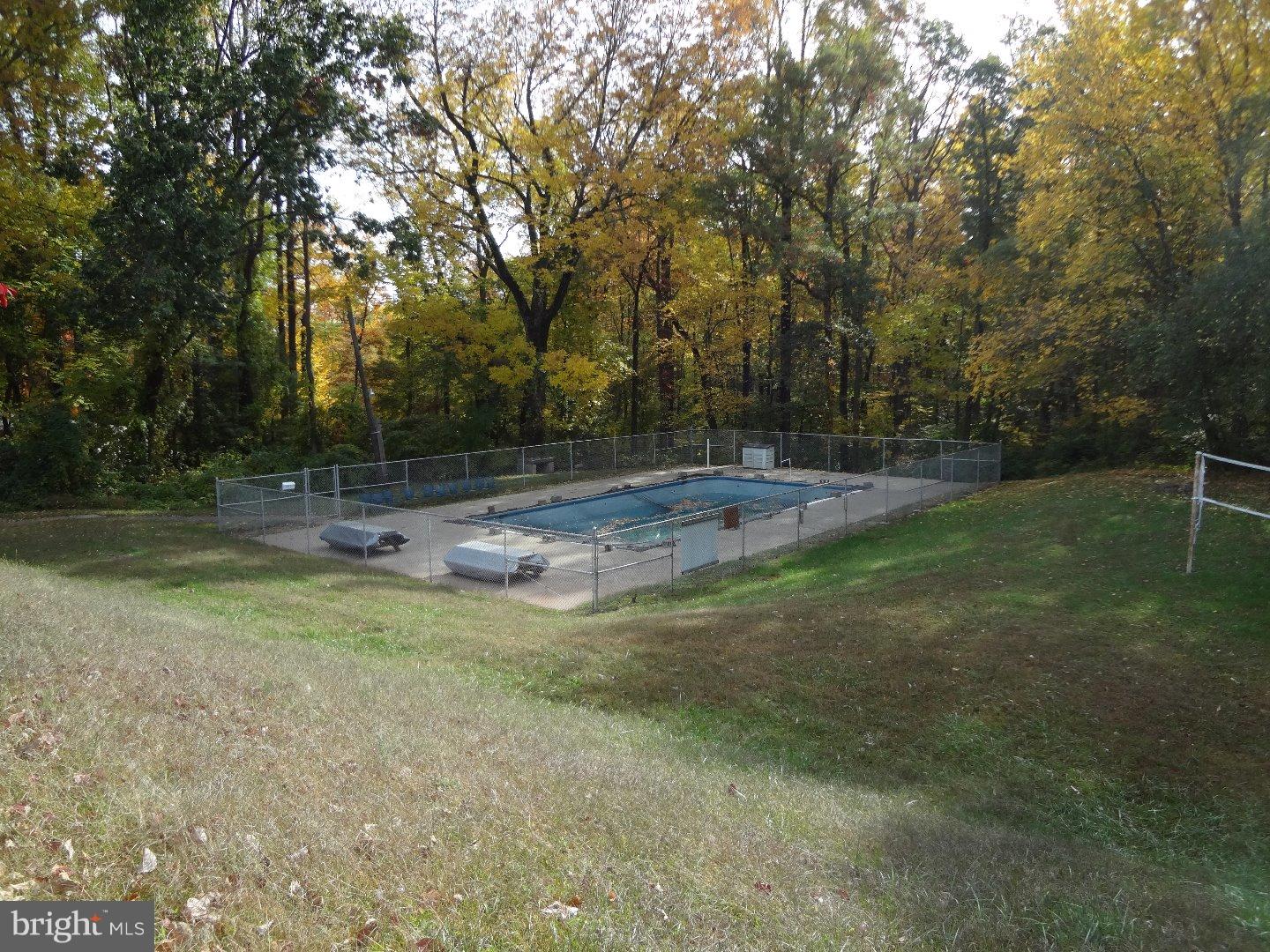 2901 Coventryville Road Pottstown, PA 19465 - Photo 22 of 23 Community Pool
