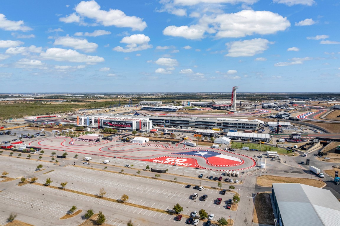 13800 Hokanson Road Del Valle, TX 78617 - Photo 16 of 16 a city view with lot of items