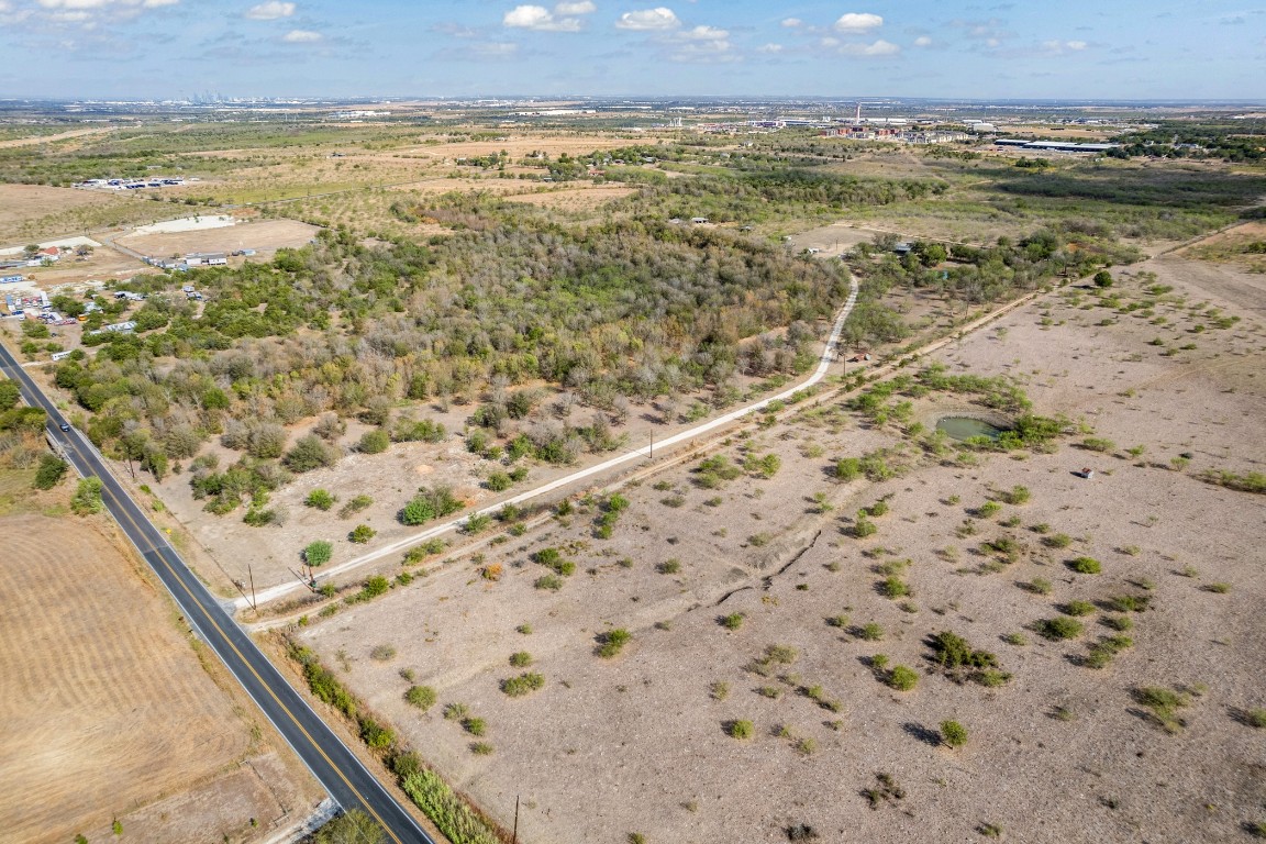 13800 Hokanson Road Del Valle, TX 78617 - Photo 8 of 16 a view of an ocean from a balcony