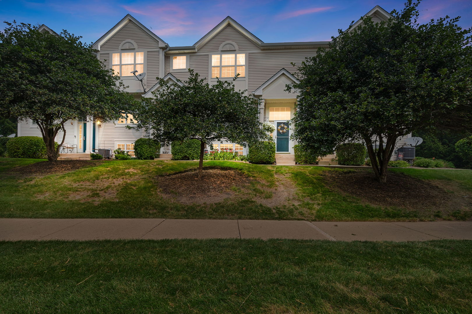 34380 North Goldenrod Road Round Lake, IL 60073 - Photo 1 of 17 Gallery Image 1
